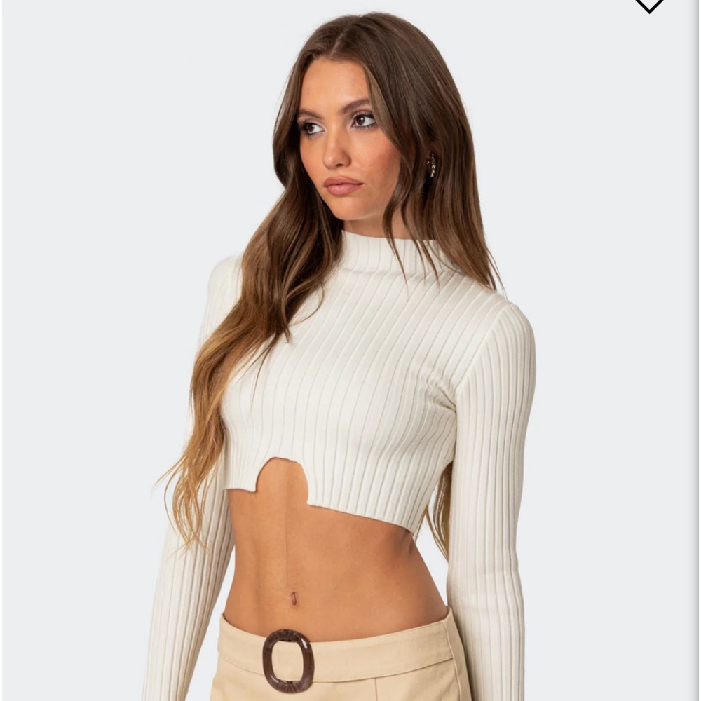 Cropped cream sweater. EDIKTED. Brand new. Turtle neck